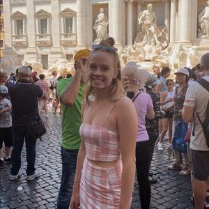 Meet your Posher, Isabelle